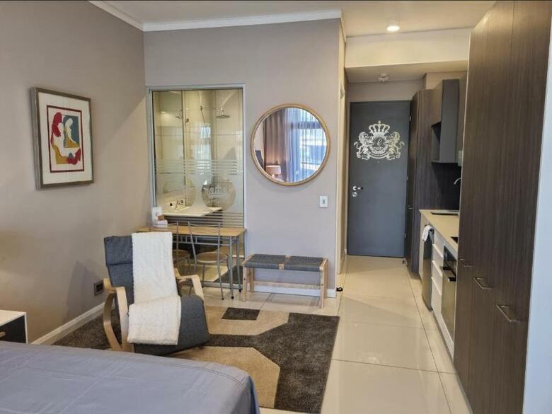 Menlyn Maine Apartments