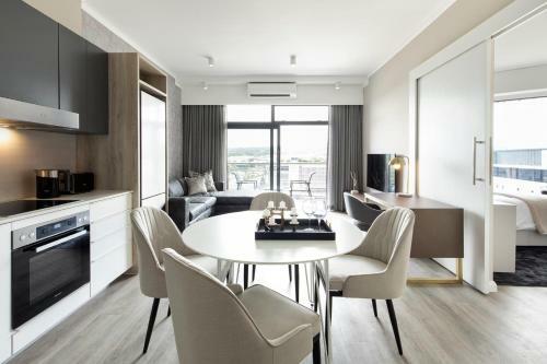 Black Marble - Menlyn Residence Apartments