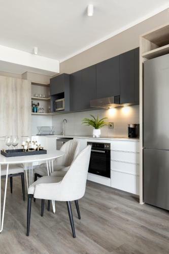 Black Marble - Menlyn Residence Apartments