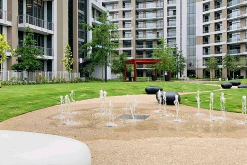 301 Menlyn Maine Trilogy Apartment