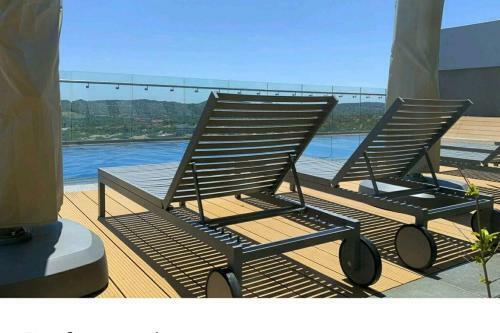 301 Menlyn Maine Trilogy Apartment