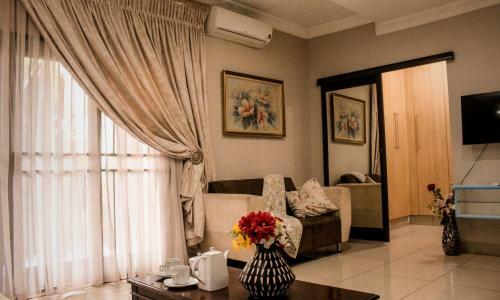 Hostal Ramata Guest House
