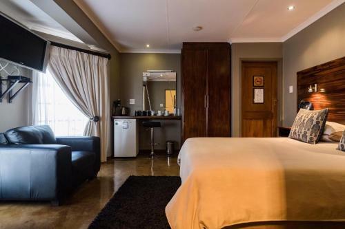 Hostal About Guest Lodge