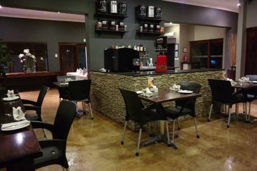 Hostal About Guest Lodge