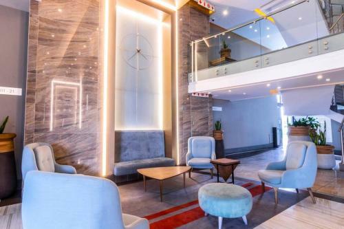 Regency Luxury 2 Bed Apartment With City Views