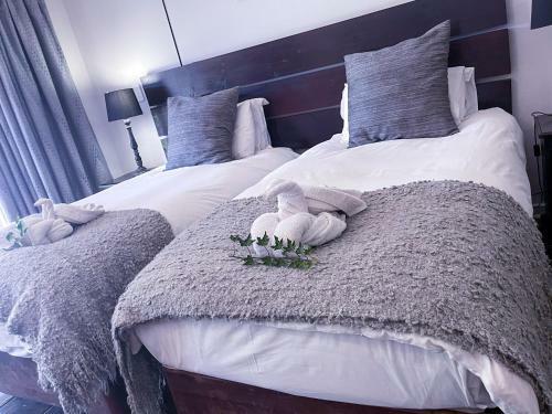 Hostal Amorus Guesthouse