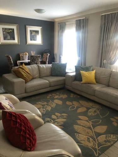 Apartamento 3-bedroom Townhouse In Pretoria
