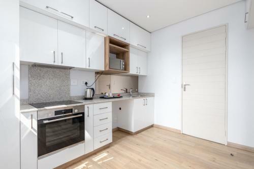 Lea's Furnished Apartments - Brookwood
