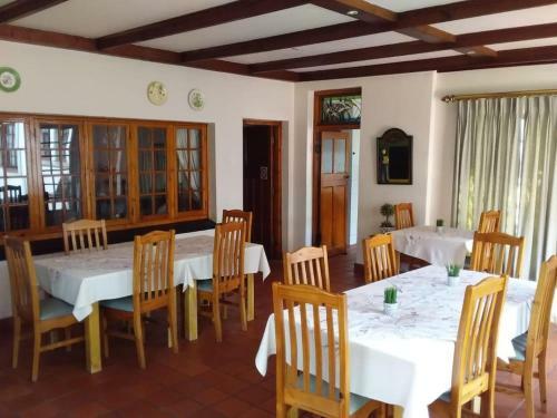Hostal Park Gables Guest House