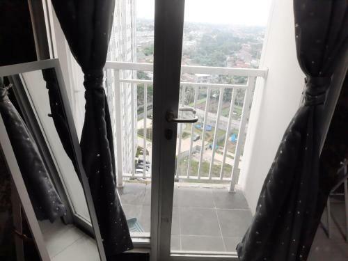 Apartemen Emerald Bintaro By Selvy