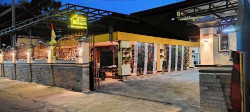 Hostal Subali Guest House