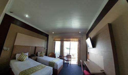 Grand Kartika Hotel