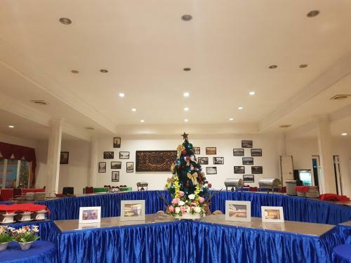 Grand Kartika Hotel