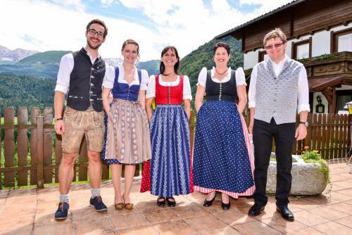 Hostal Gasthof Pension Sonnfeld