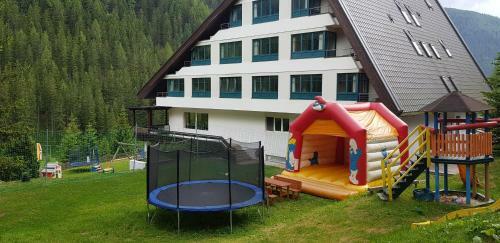 Kinder- Und Familienhotel Nockalm