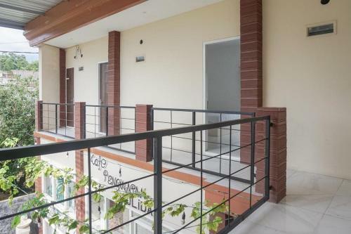 Hotel Reddoorz Syariah @ Raya Punten Batu
