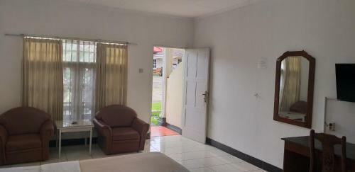 Lodge Intan Hotel Purwakarta