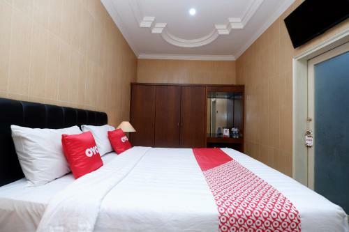 Hotel Oyo 1843 Cahya Nirwana