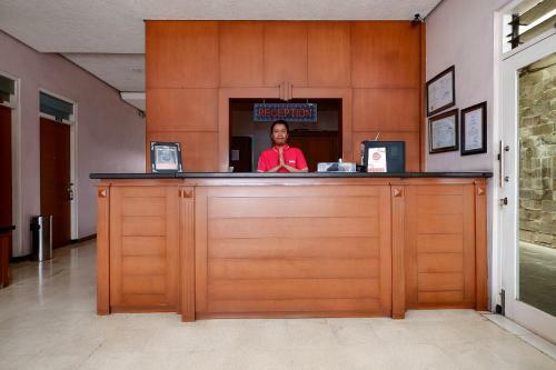 Hotel Oyo 1843 Cahya Nirwana