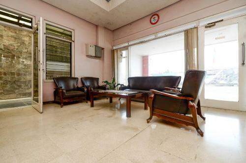 Hotel Oyo 1843 Cahya Nirwana