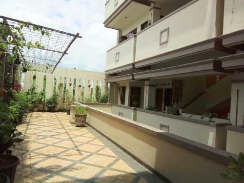 Gk Gallery Rumah Sewa