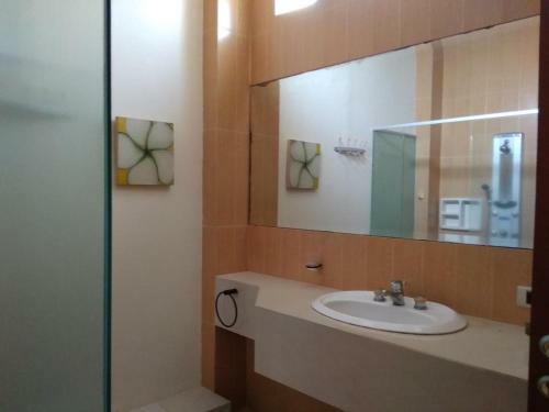 Gk Gallery Rumah Sewa