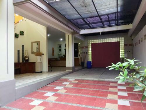 Gk Gallery Rumah Sewa