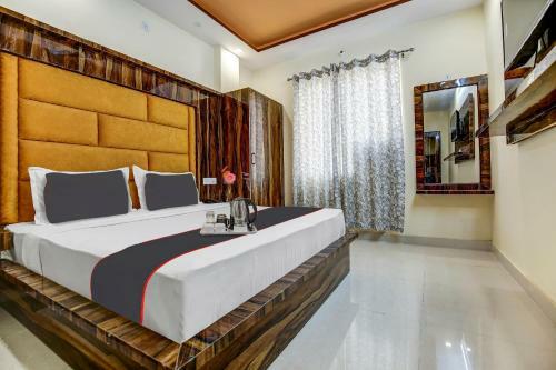 Collection O 87645 Hotel Balaji
