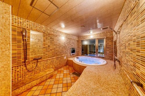 Hotel Lotus Chiba