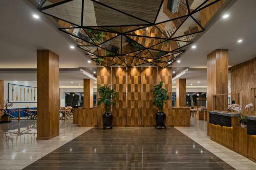 Pollos Hotel & Gallery