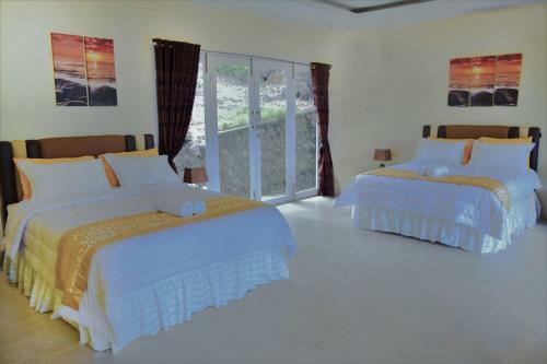 Hotel The Hawk's Nest Resort