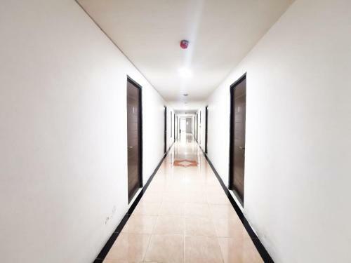 Comfort Room At Aws Apartment Samarinda