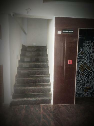 Singh Service Apartments Medanta