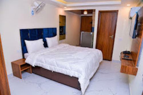 Hostal Queens Residency