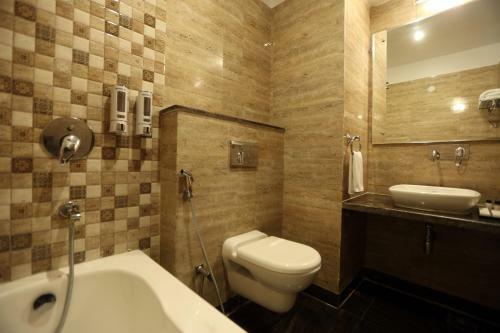 Hotel Mizu, Gugroan
