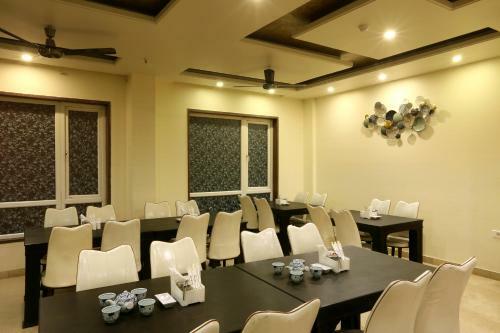 Hotel Mizu, Gugroan