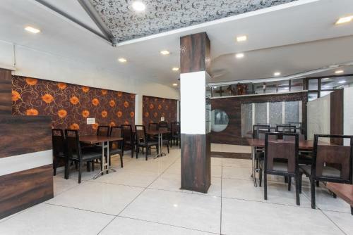 Collection O 3767 Hotel Gopal Palace