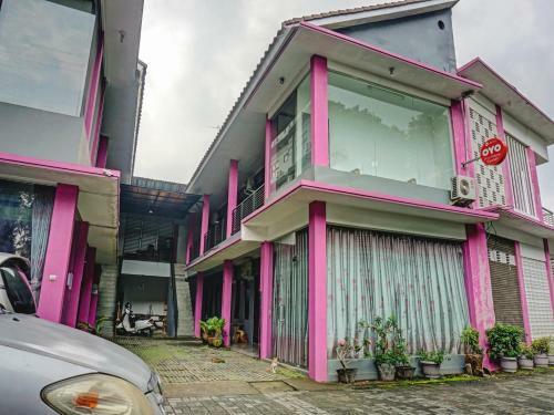 Hotel Oyo 90187 Puri Allisa Syariah