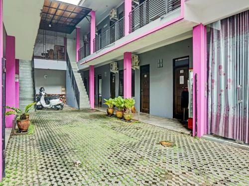 Hotel Oyo 90187 Puri Allisa Syariah