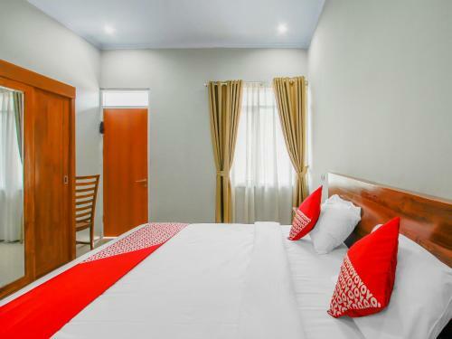 Oyo 3277 Inayah Pkpri Hotel Syariah