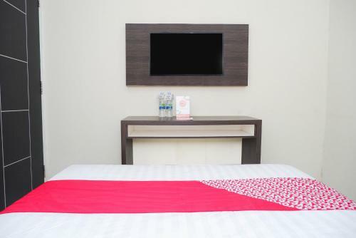 Hotel Oyo 1217 Candi Residence