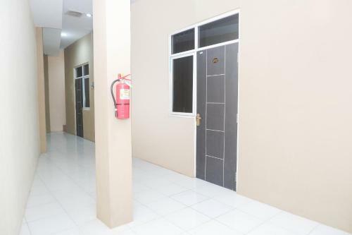 Hotel Oyo 1217 Candi Residence