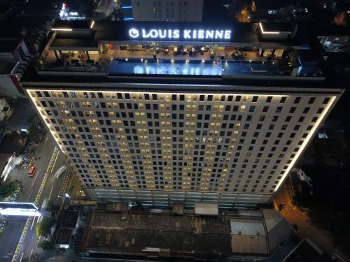 Apartamento Wr Louis Kienne Residences Simpang Lima Semarang