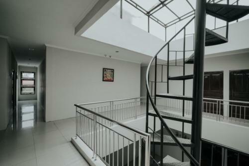 Albergue Dparagon Mt Haryono