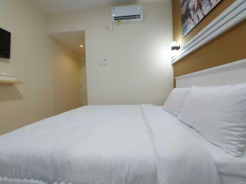 Rons City Hotel