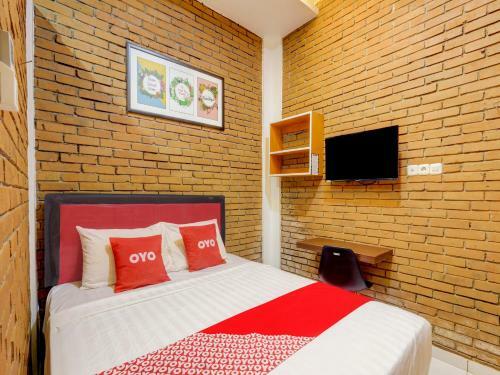 Hotel Oyo 90758 D Kost In Kandri Semarang