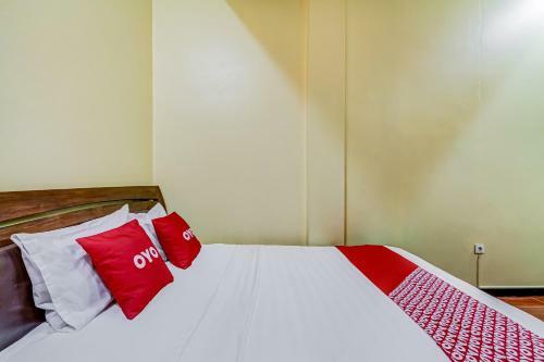 Oyo 91036 Hotel Simpang Lima Gkpri