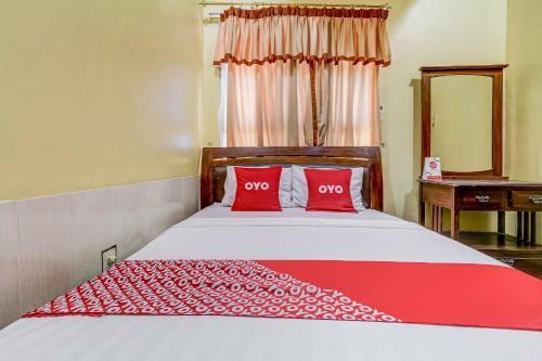 Oyo 91036 Hotel Simpang Lima Gkpri