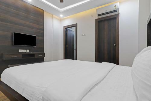 Capital O 87240 Hotel 9 Inn