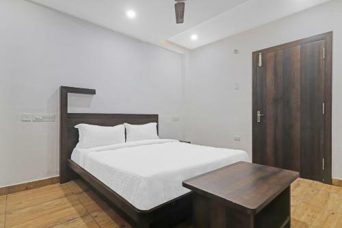 Capital O 87240 Hotel 9 Inn